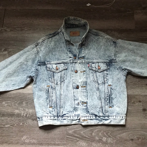 Levi’s - Picture 13 of 16